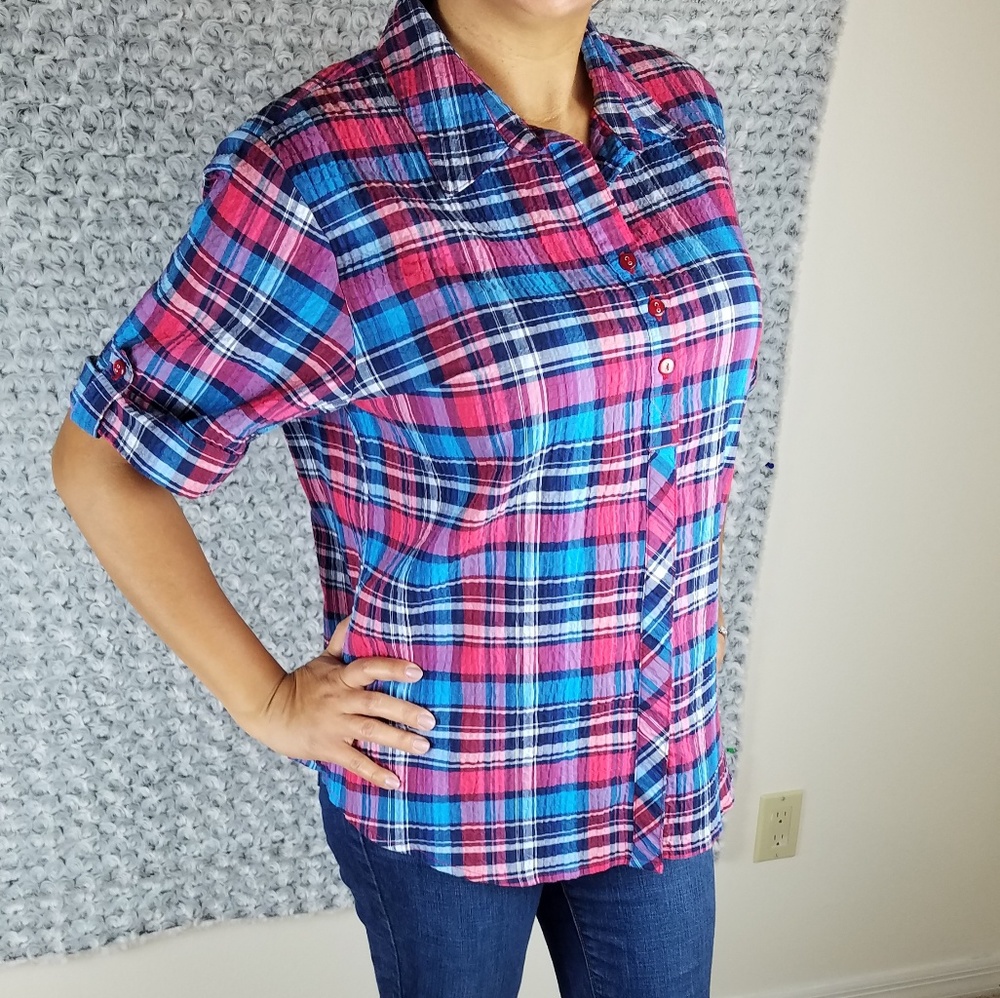 ALIA Plaid Short Sleeves Women's Top!